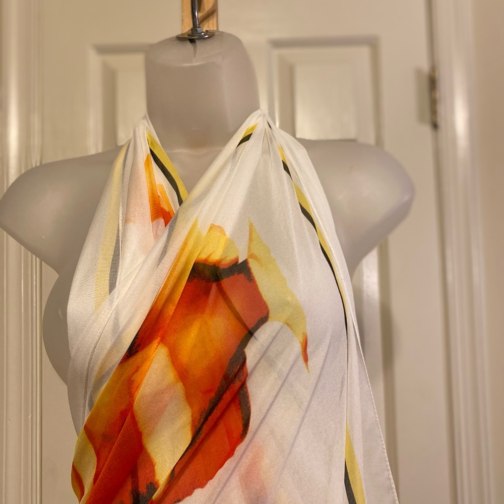NWOT Worthington - Lovely tropical fish pattern beach sarong, Size: 62” x 46” - Picture 3 of 13